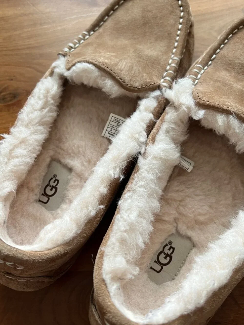 Ugg Women's Ansley Slippers - Picture 5 of 5
